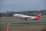 Datum: 23.12.2018    Von: TXL - Berlin    Nach: MAD - Madrid    Flugnummer: I23677    Flugzeug: Airbus A320-214    Registration: EC-JFH    Airline: Iberia Express    Aufnahmeort: Berlin Tegel