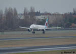 Datum: 23.12.2018    Von: DUS - Düsseldorf    Nach: TXL - Berlin    Flugnummer: 4U6909    Flugzeug: Airbus A320-214    Registration: D-ABNH    Airline: Eurowings    Aufnahmeort: Berlin Tegel